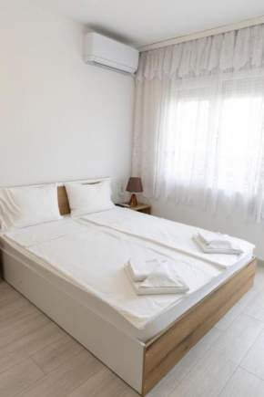 Kris Apartment